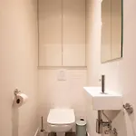 Apartamento Modern With Large Terrace Close To The Sea