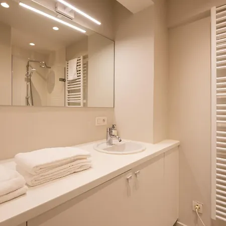 Modern With Large Terrace Close To The Sea Apartment Ostend
