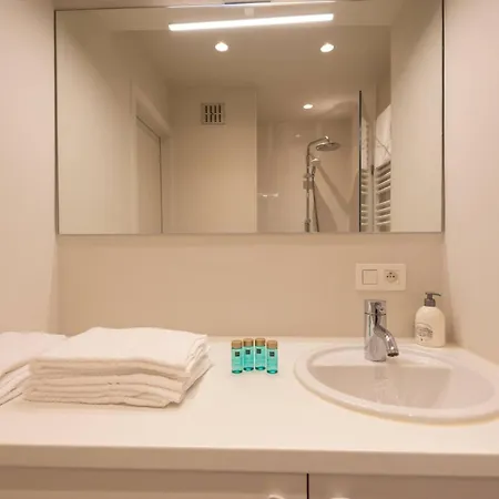 Modern With Large Terrace Close To The Sea 아파트 오스텐드