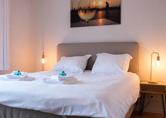 Modern With Large Terrace Close To The Sea Ostend