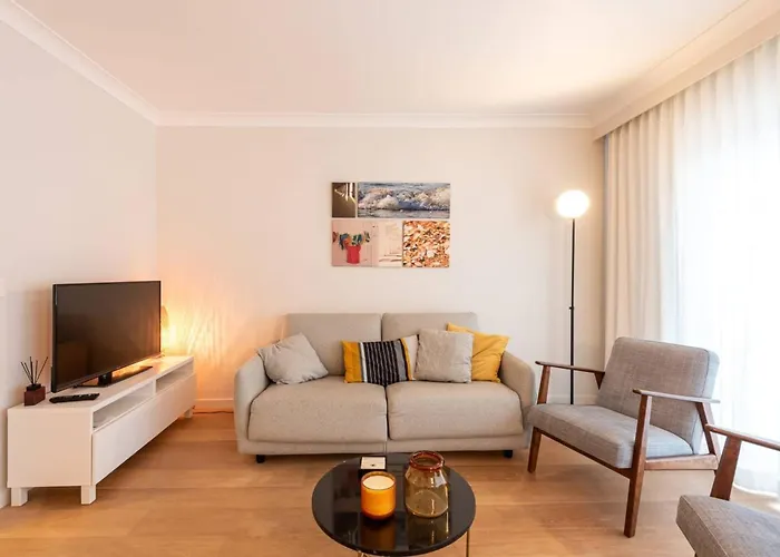 Modern With Large Terrace Close To The Sea Οστένδη