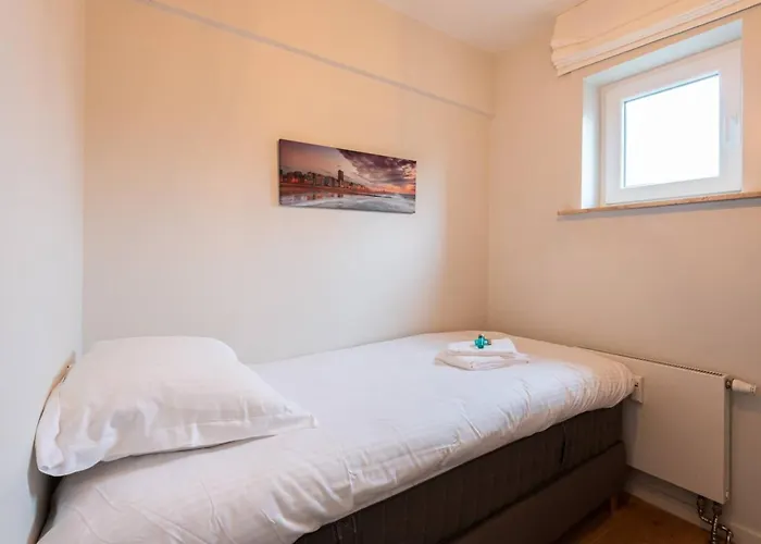 Modern With Large Terrace Close To The Sea Appartement Oostende