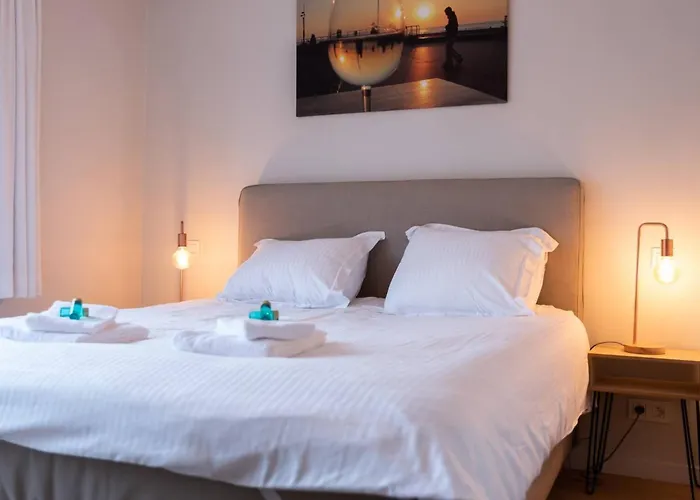 Modern With Large Terrace Close To The Sea Appartement *